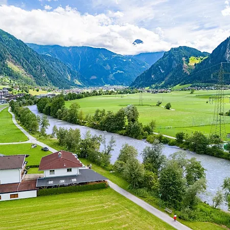 In Zillertal Near Slopes 람자우 임 질러탈